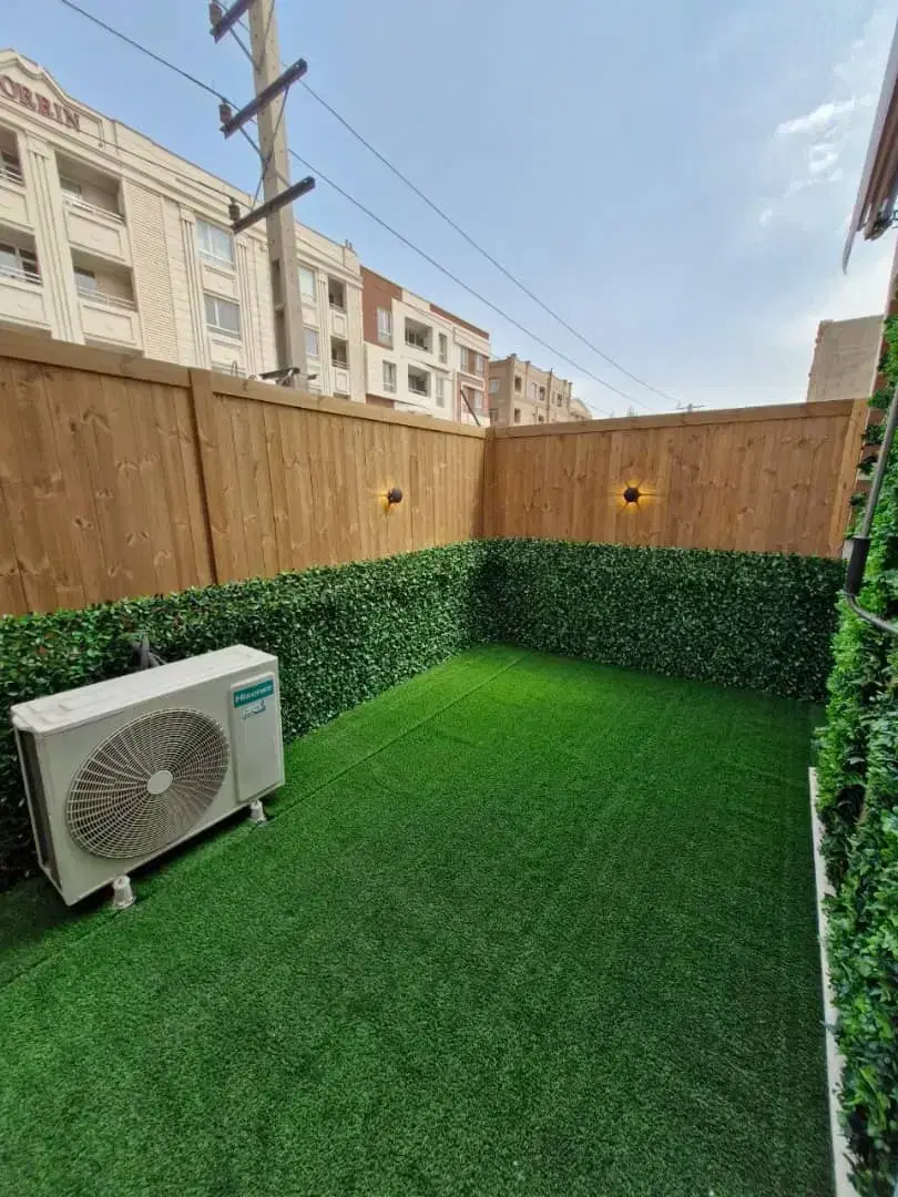 ۶۵ متر ، ۲۰ متر حیاط ، پارکینگ سندی