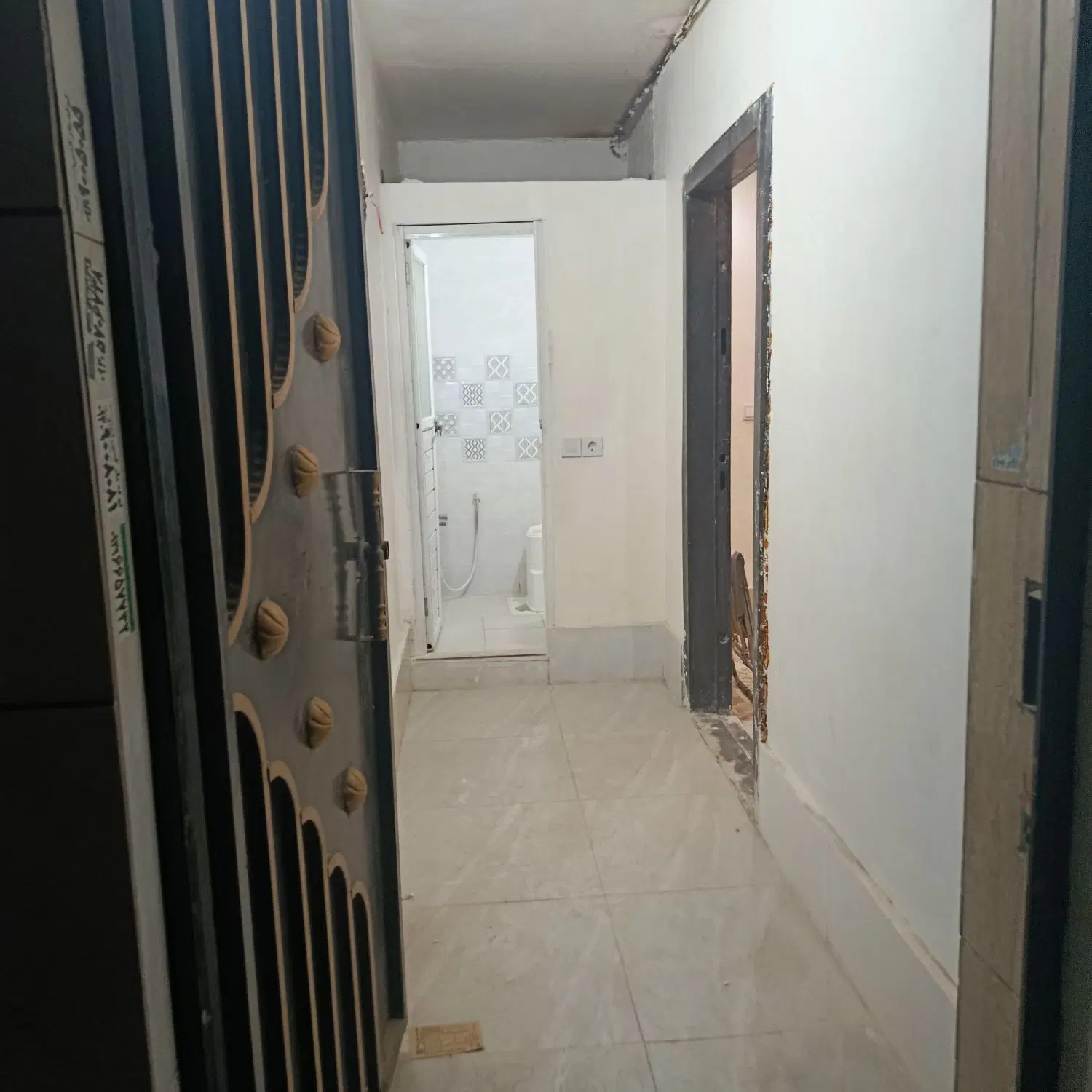خانه همکف راه جدا ۶۵ متر طبرسی شمالی ۹