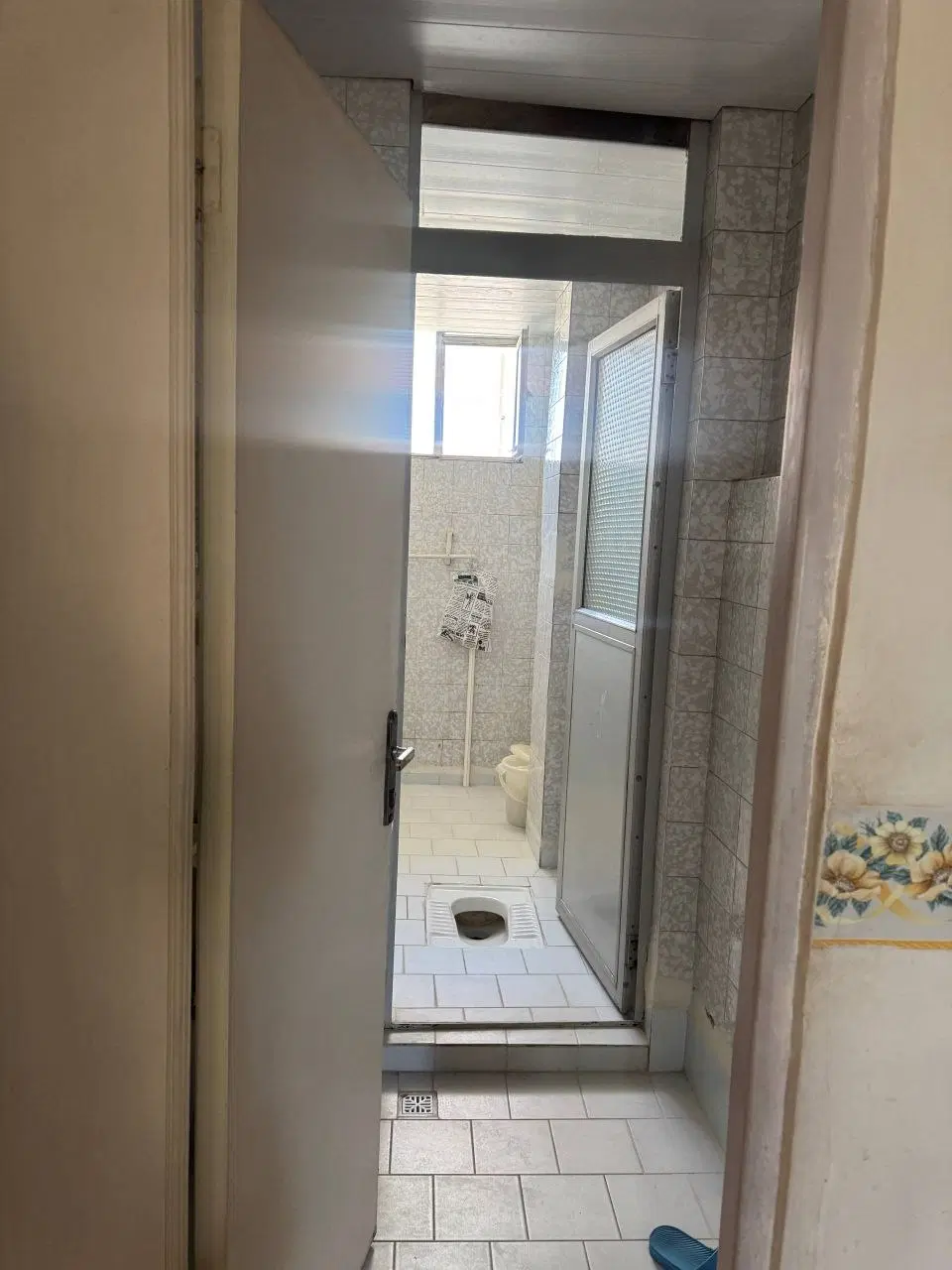 خوابگاه و خونه دخترانه نیمه خصوصی