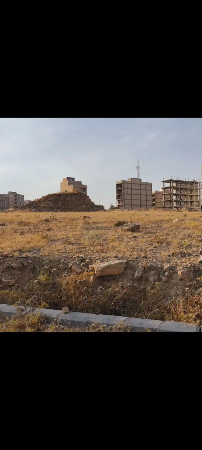 زمین آپارتمانی