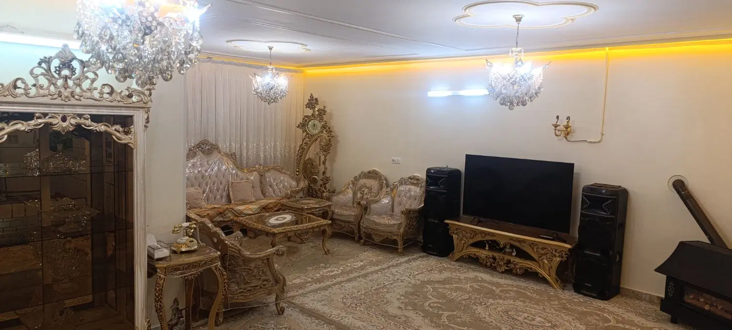 خانه ویلایی شهرک مدنی