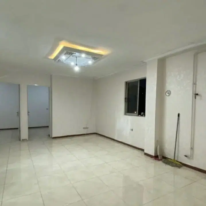 واحد۷۴ متری،سنددار دانشسرا