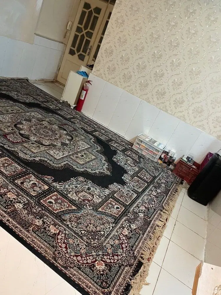 طبرسی شمالی ۲۴حاشیه خیابان اصلی