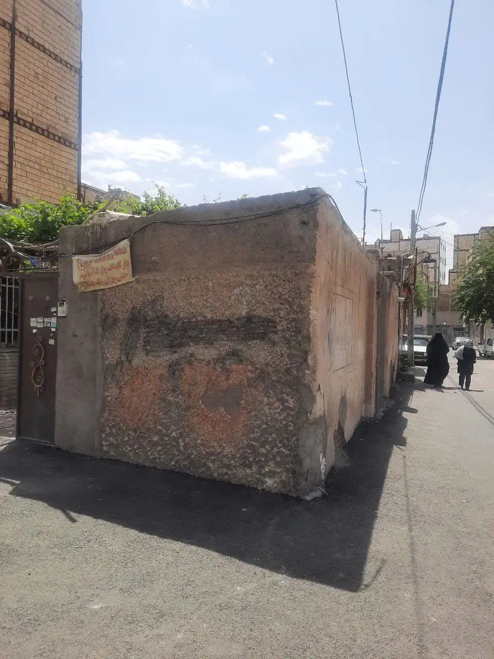 ۱۵۰ متری ویلایی سر دونبش