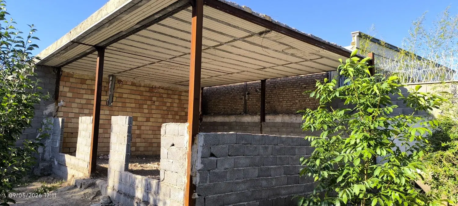 210متر  باغچه  خونه باغ