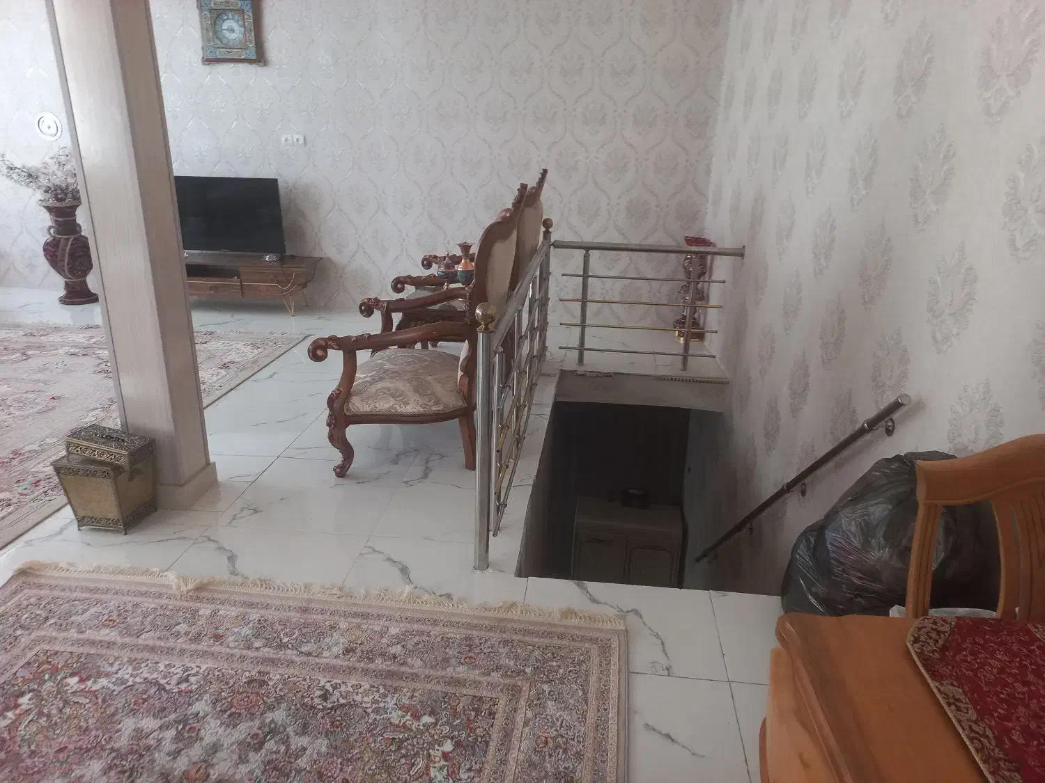خانه  دو طبقه ۱۹۰ متر بهار