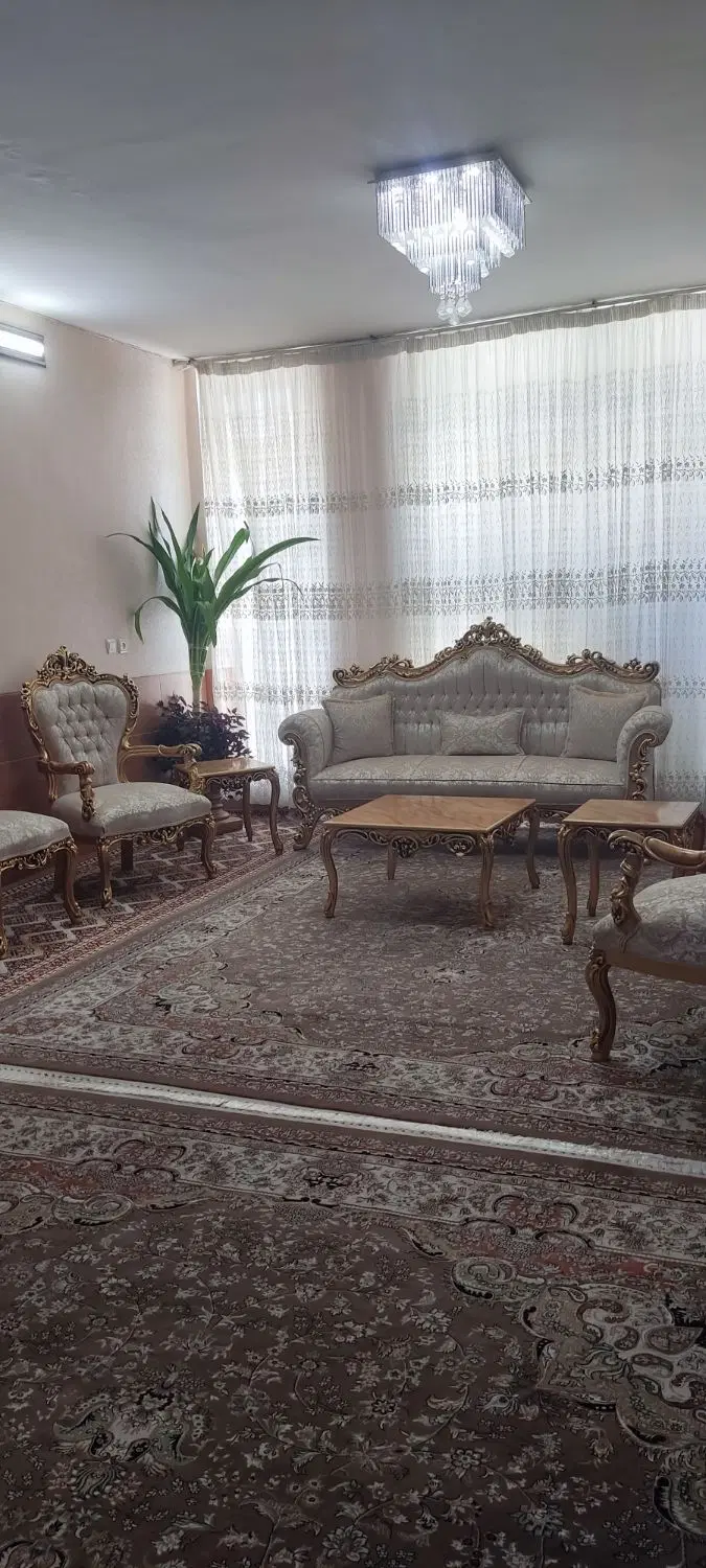 فروش منزل شیک و بازسازی شده