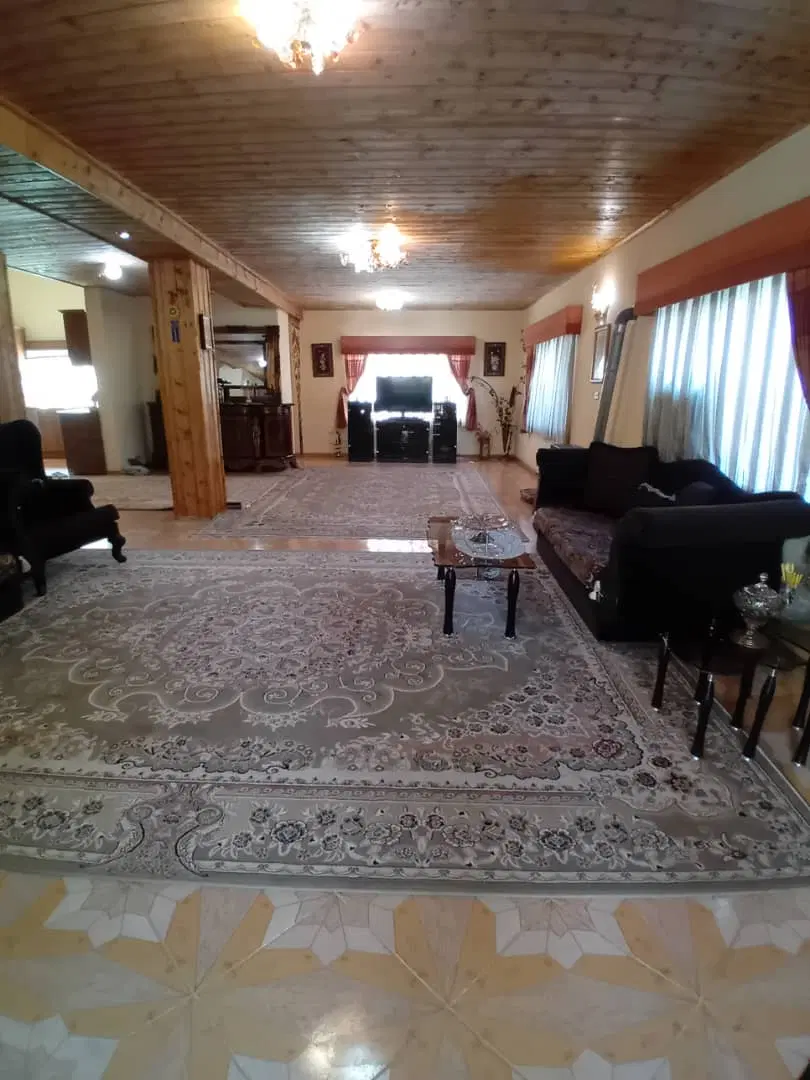 ویلا ۴۰۰زمین ۲۶۰بنا ۴خواب دوبلکس سند تک برگ