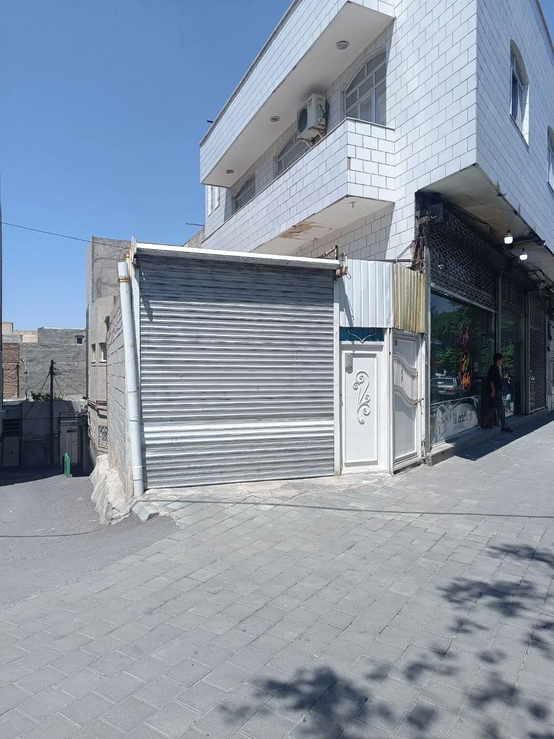 اجاره زیرزمین تجاری 165 متر