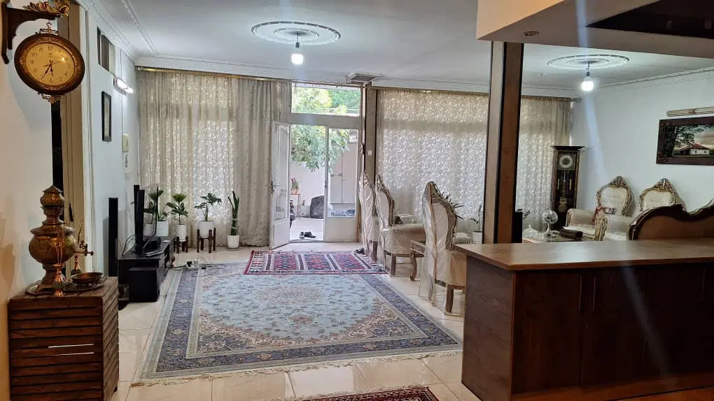 همکف ویلایی مجزا ۳ خواب حیاط دار