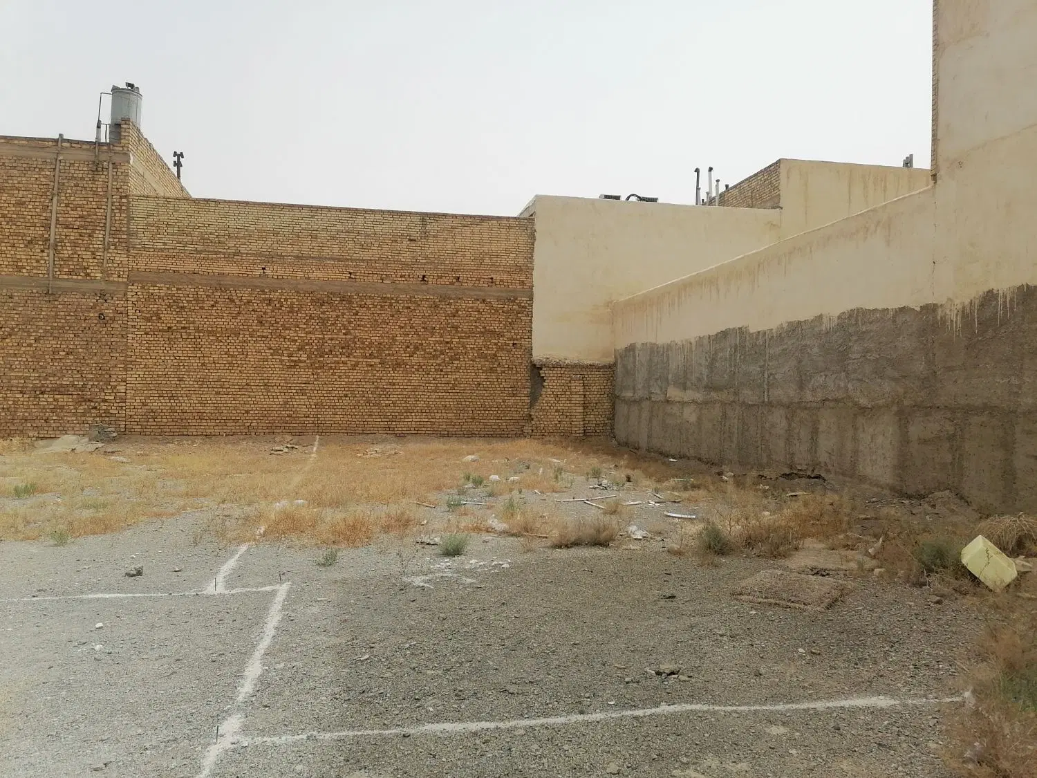 زمین مسکونی