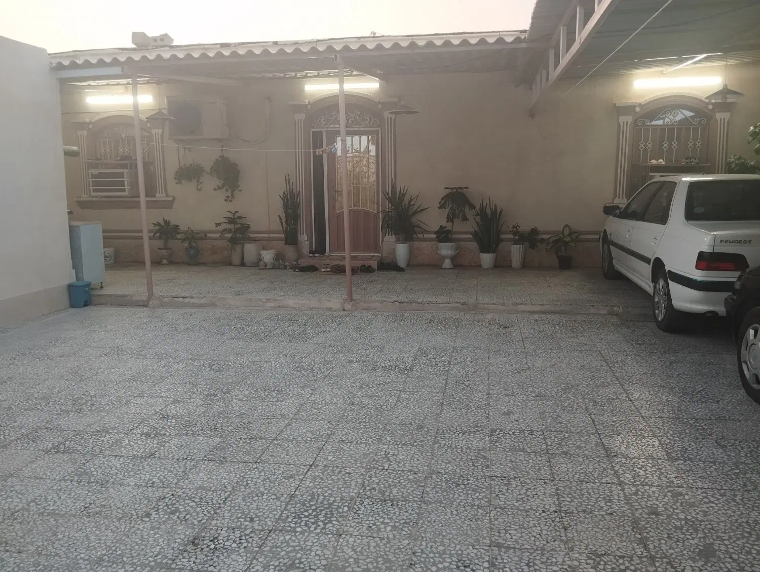 خانه ویلایی محله فاطمیه در بندرلنگه ،با حیاط خلوت