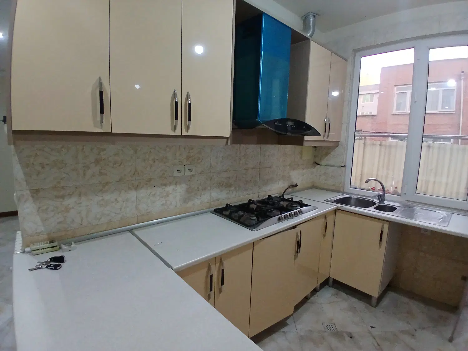 کارون ۶۲ متری بهترین کوچه منطقه فول امکانات