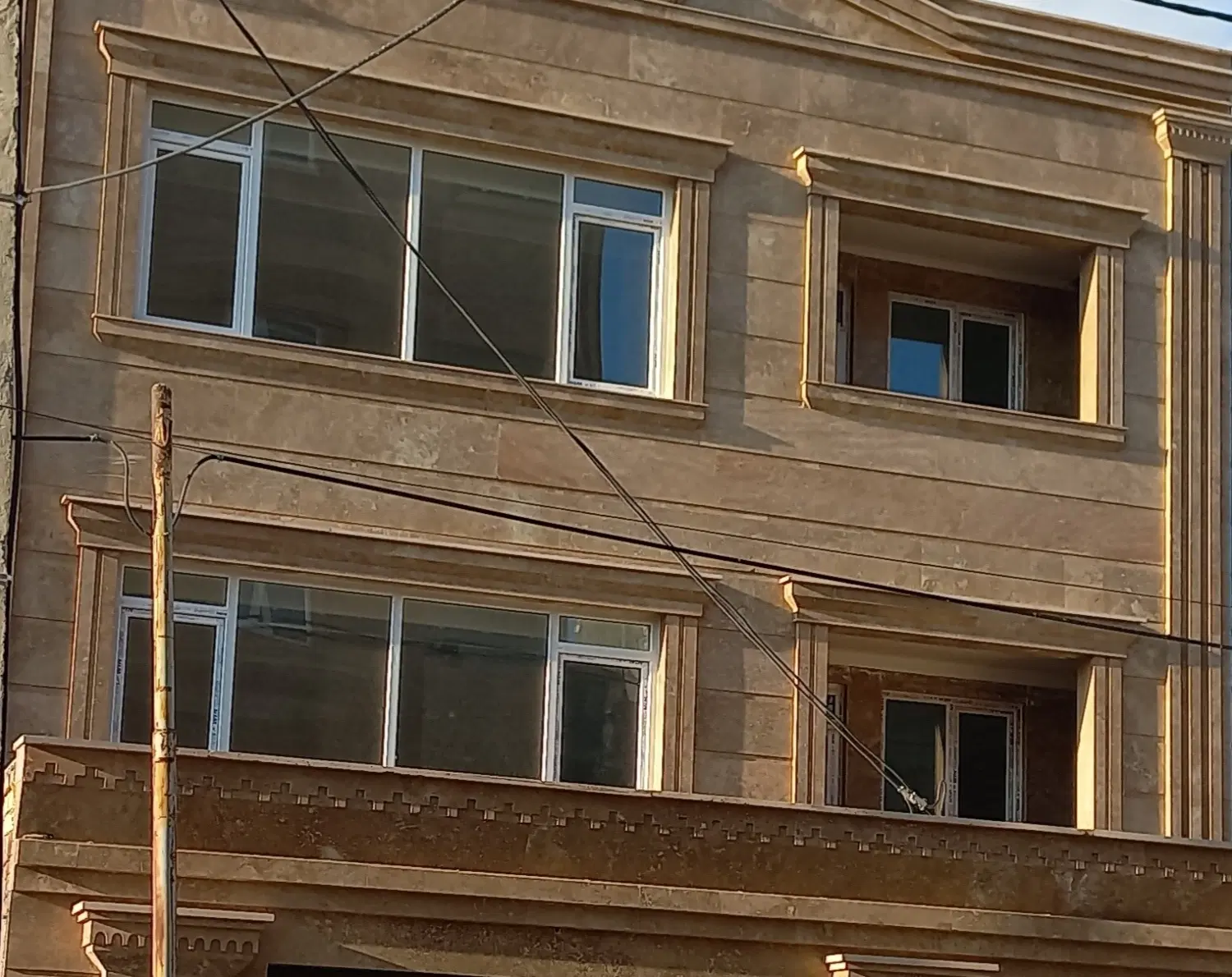 فروش ویلایی یک پیلوت دو طبقه