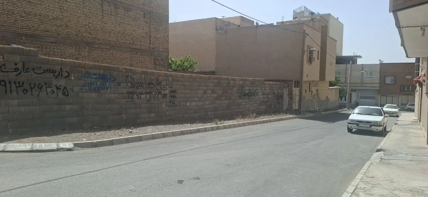 زمین مسکونی دونبش جنوبی خمینی شهر منظریه