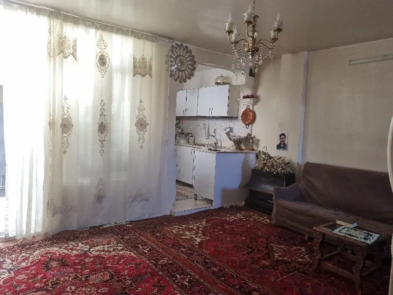 خانه سه طبقه خیابان ابوذر