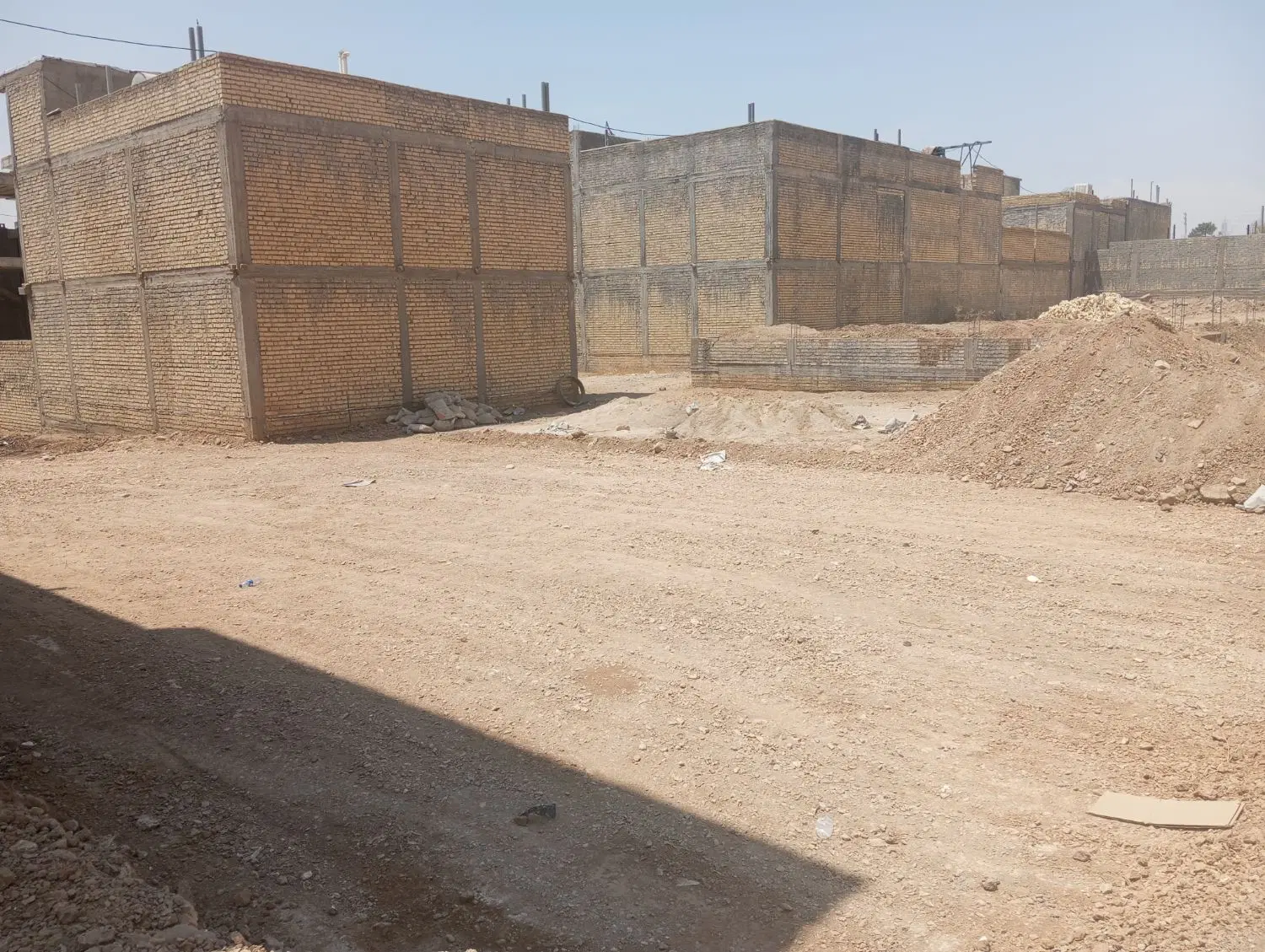 زمین۲۳۰ متر.کفترک.