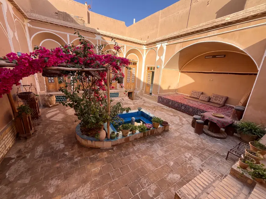 خانه سنتی دربست