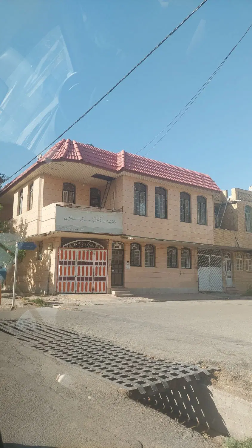 اجاره یک واحد اداری