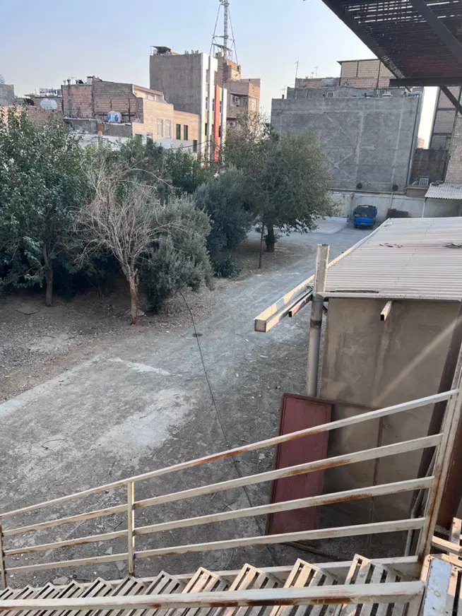 فروش ۱۰۰۰ متر سوله و ۲۱۵۰ متر زمین با کاربری صنعتی