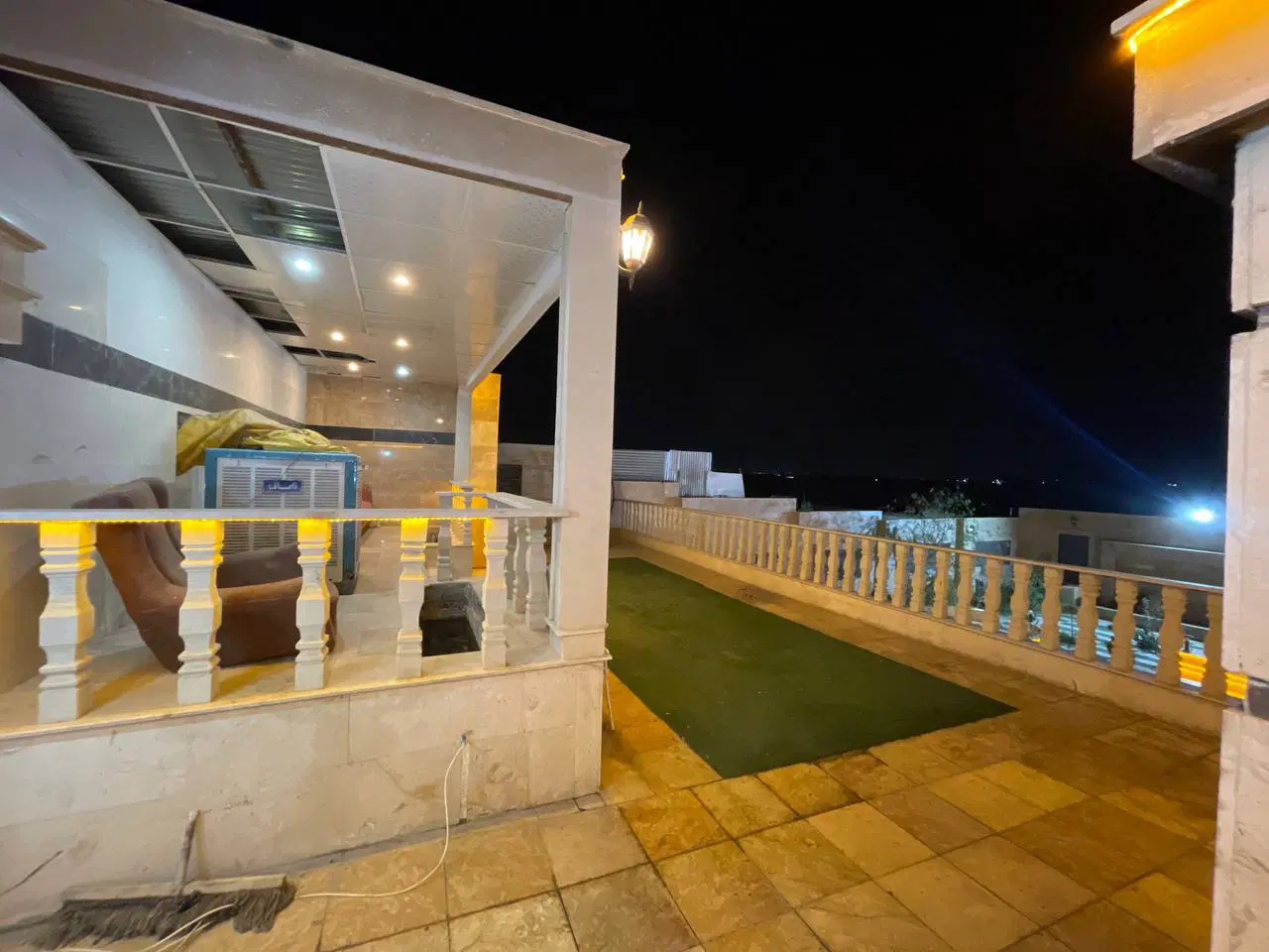 باغ فروشی شاهنامه ۱۸