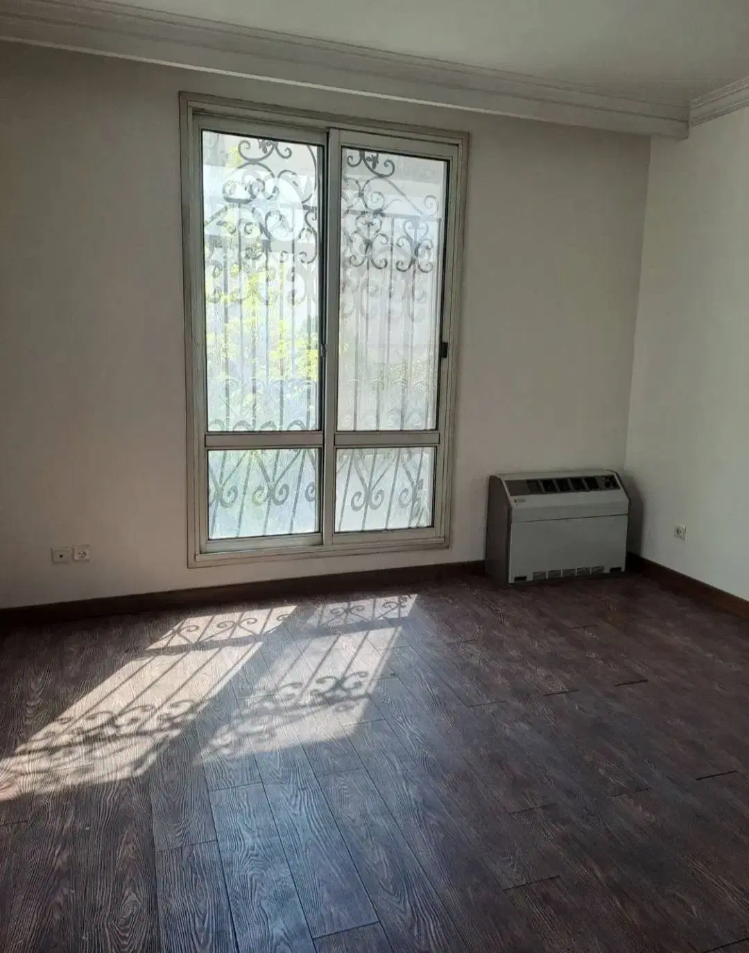 آپارتمان ۷۳ متری دوخوابه عضدی