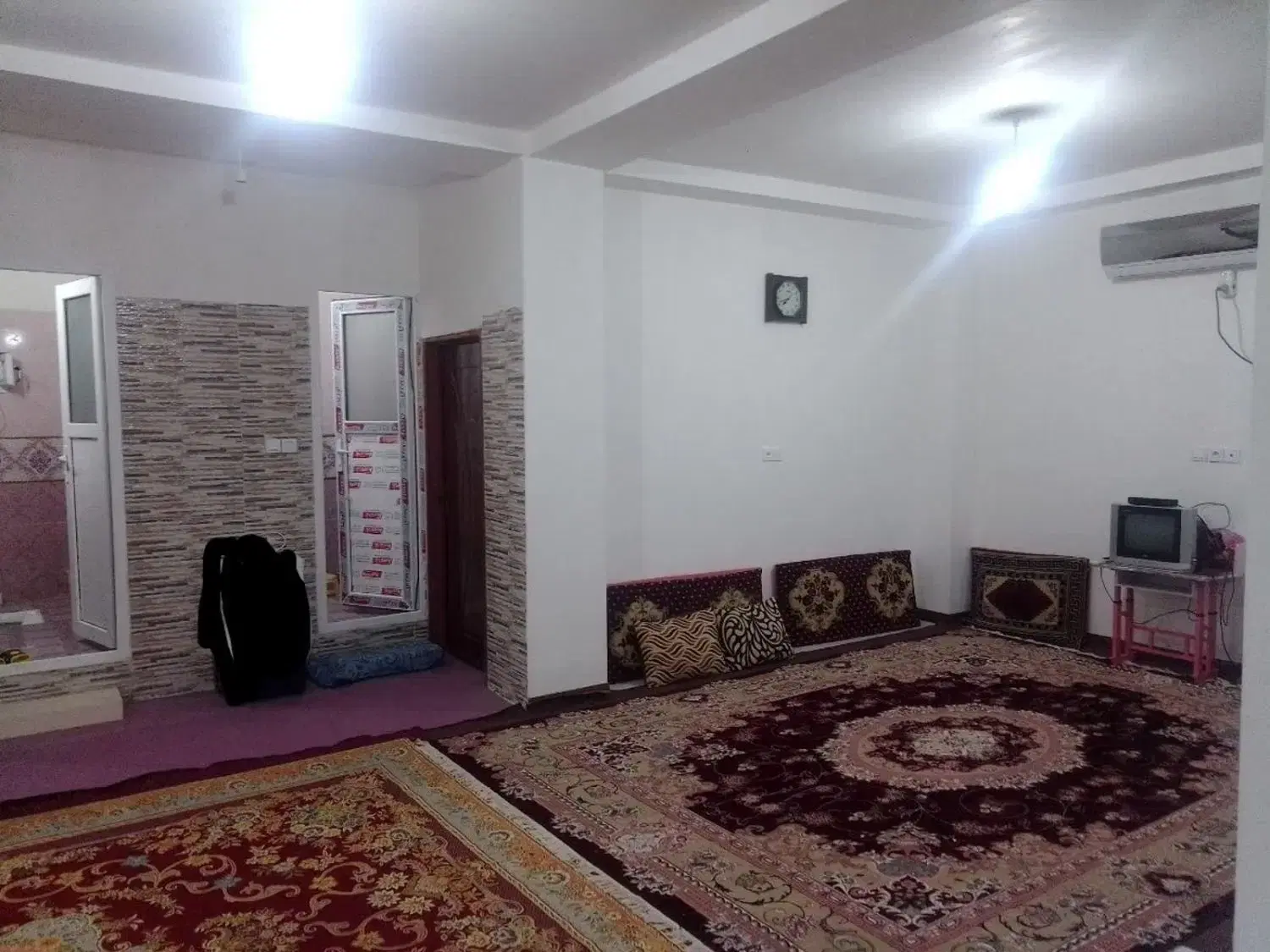 اجاره روزانه منزل سوییت مبله نوساز با حیاط مستقل