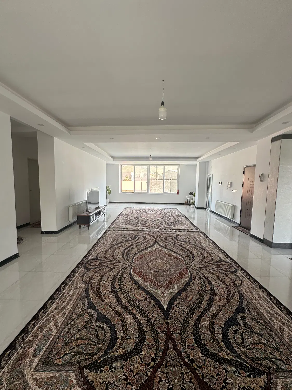 خانه زیبا و دلباز در فیروزکوه