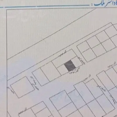 زمین کاکی تک برگ کنار شاهزاده اسماعیل