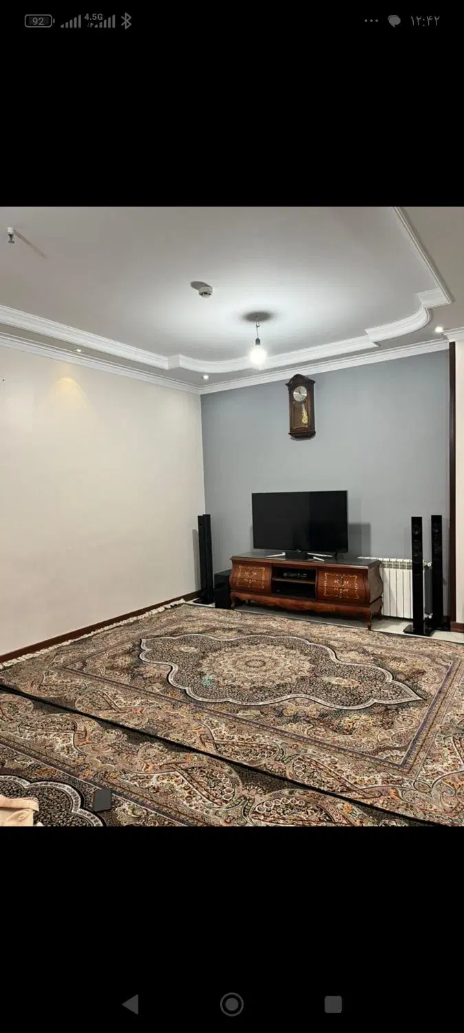 ۷۴ متری سند دار