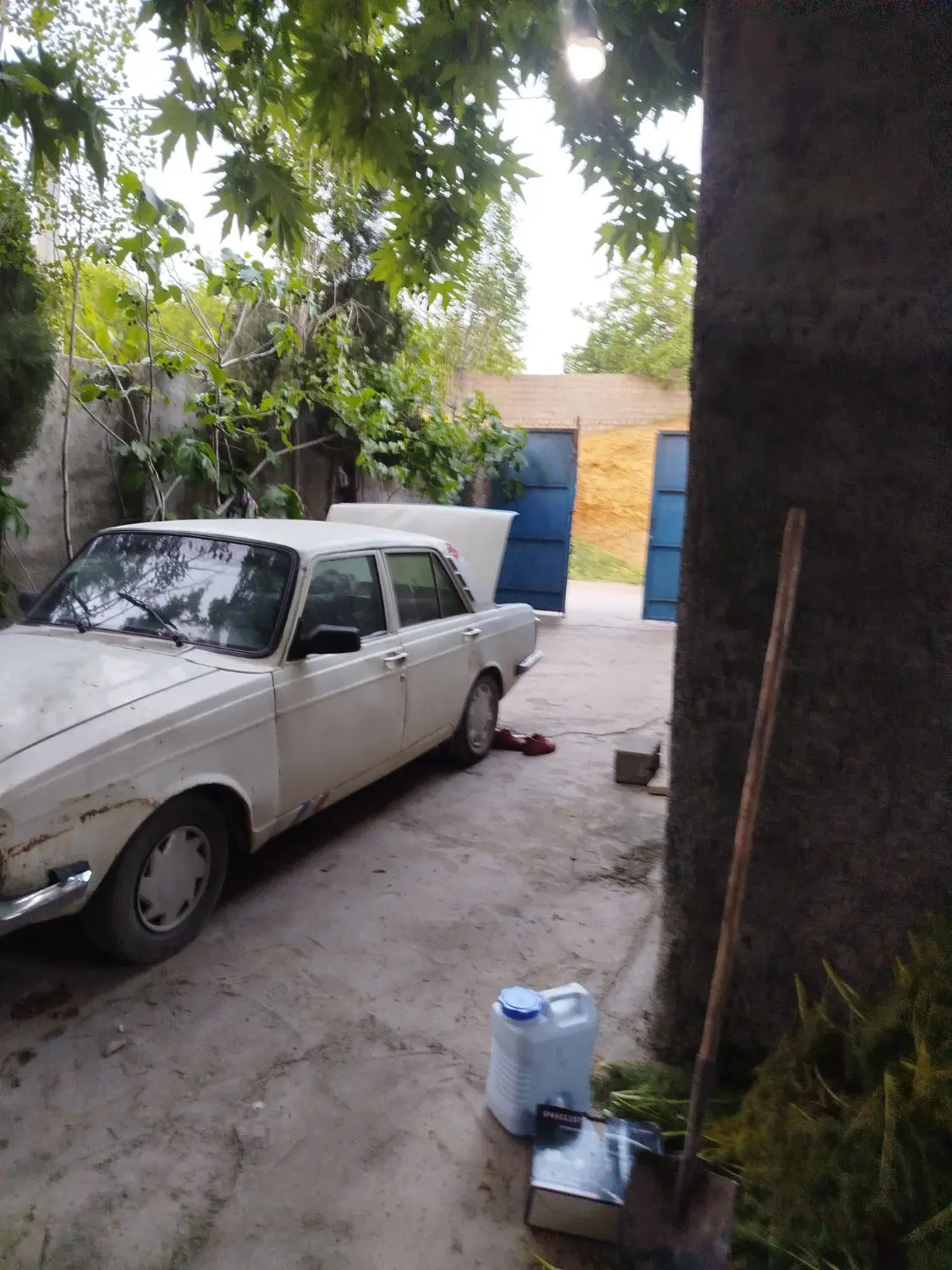 چشمه آب باغ ویلا