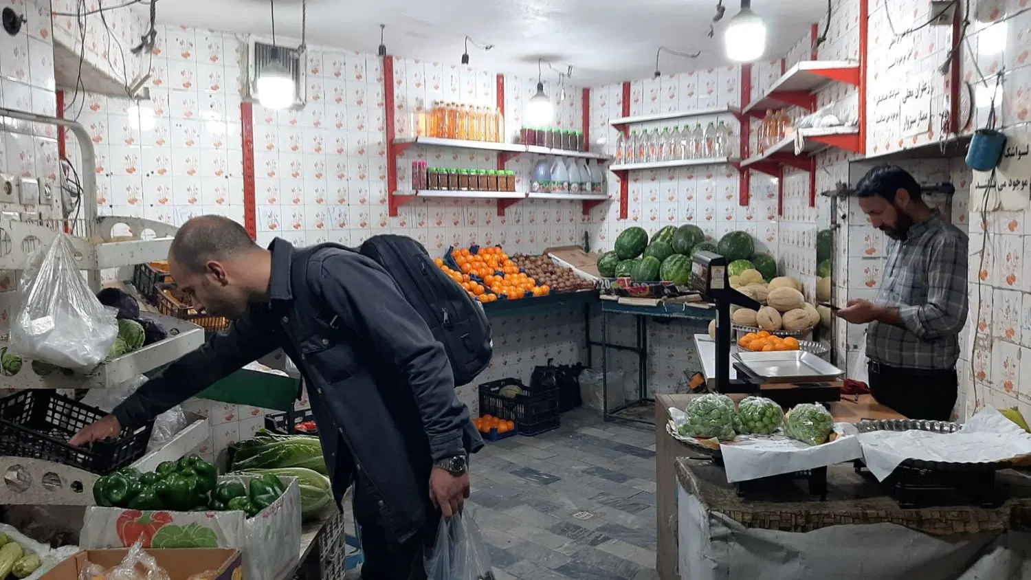 مغازه میوه فروشی