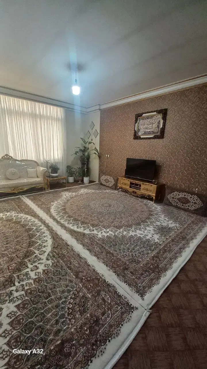 آپارتمان ۱۰۰ متری