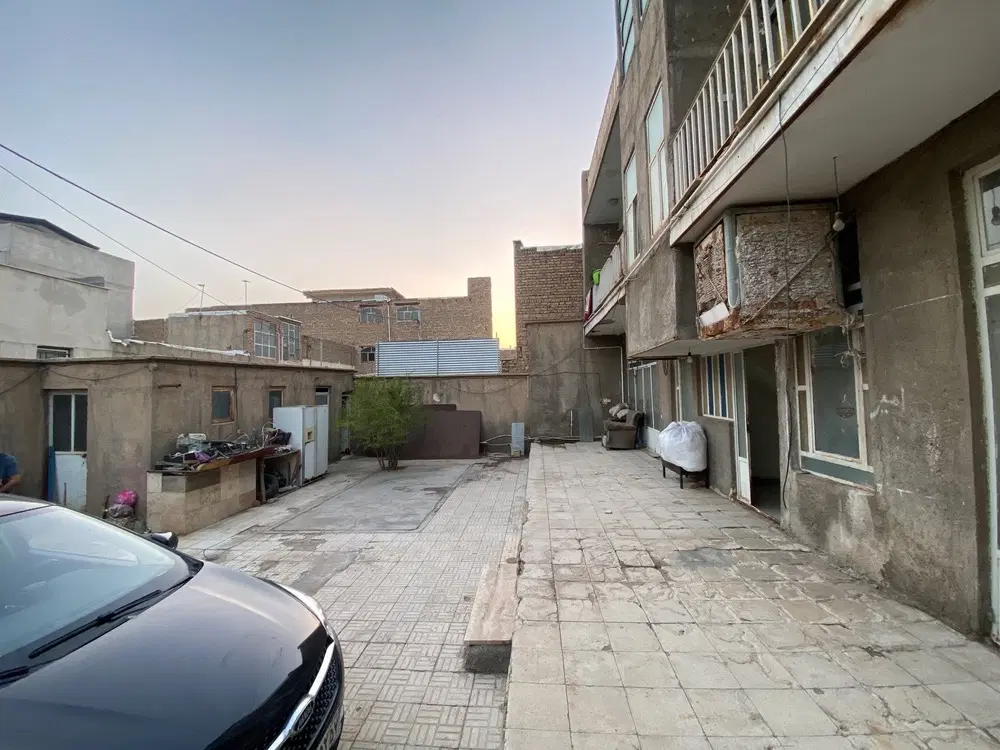 فروش خانه دو طبقه ویلایی