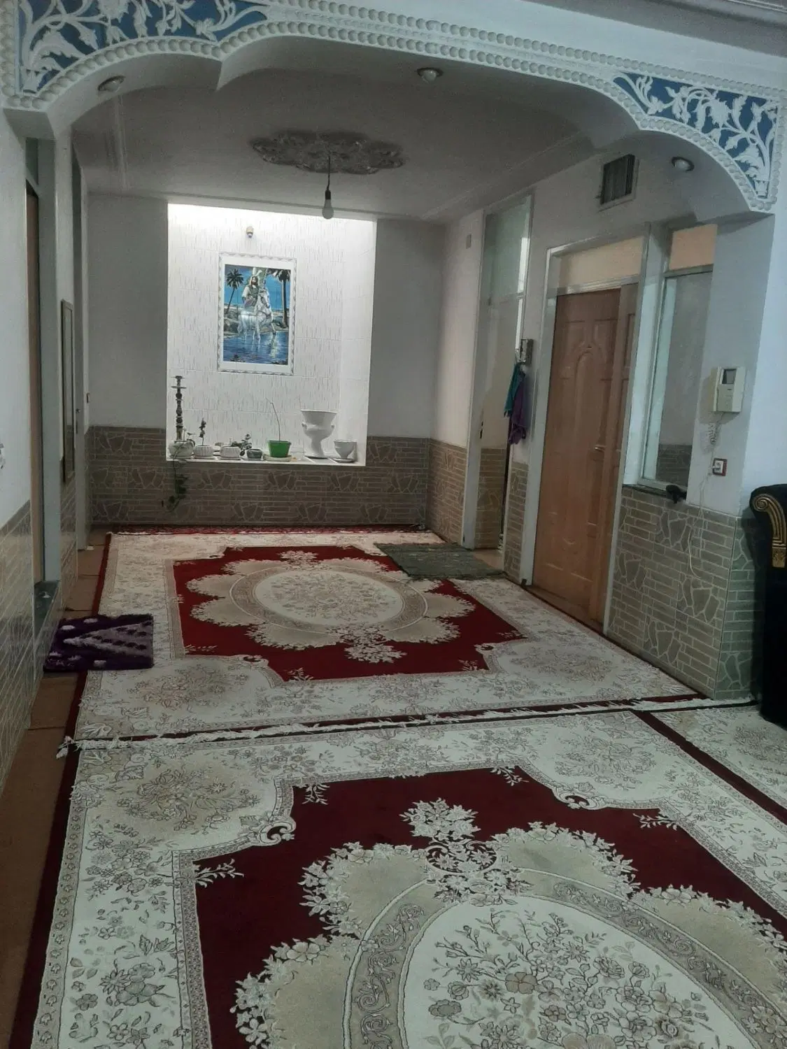 خونه طبقه دوم حیاط دار بیست متری بیمارستان