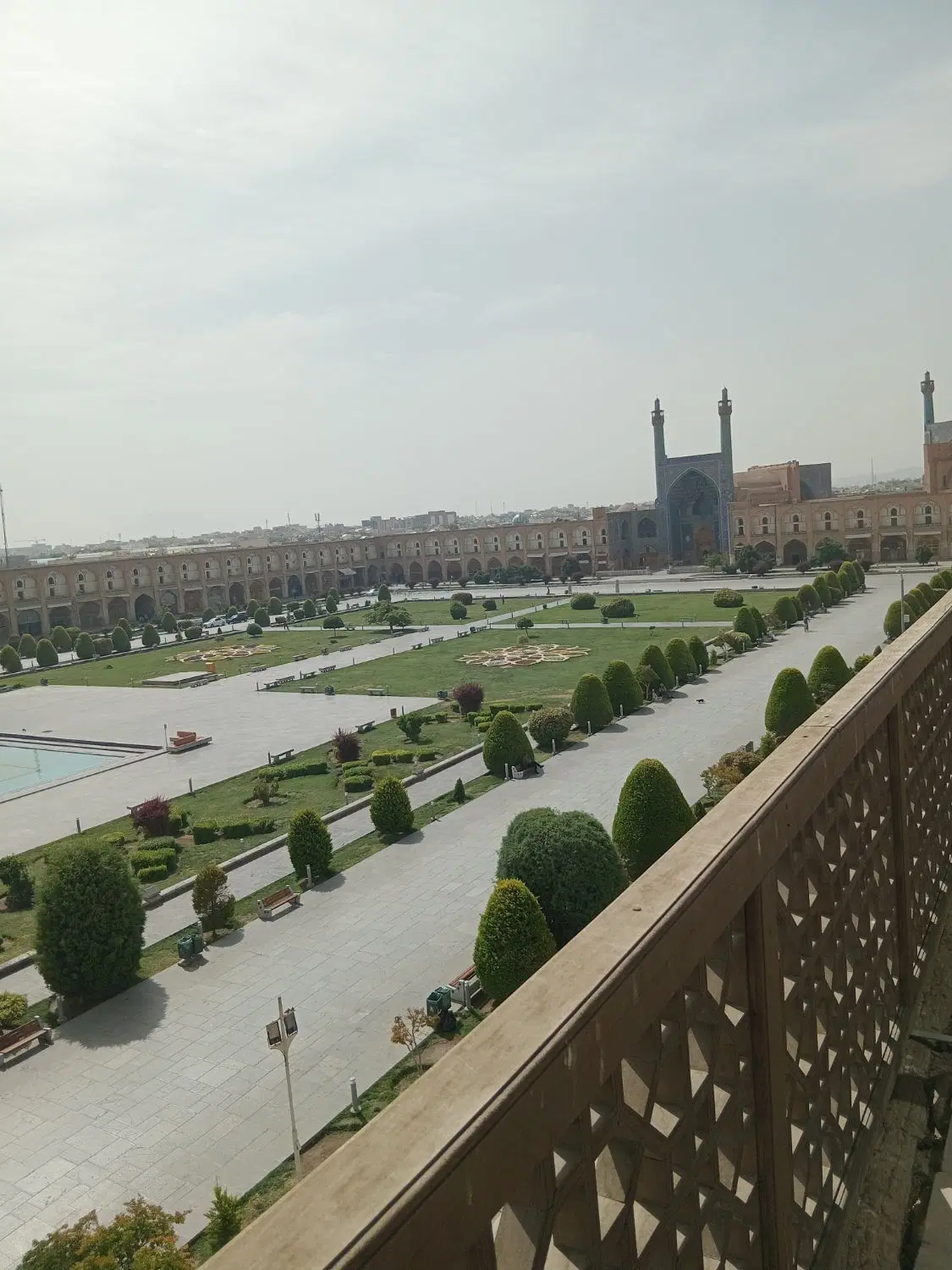 زمین شاه جهان اباد