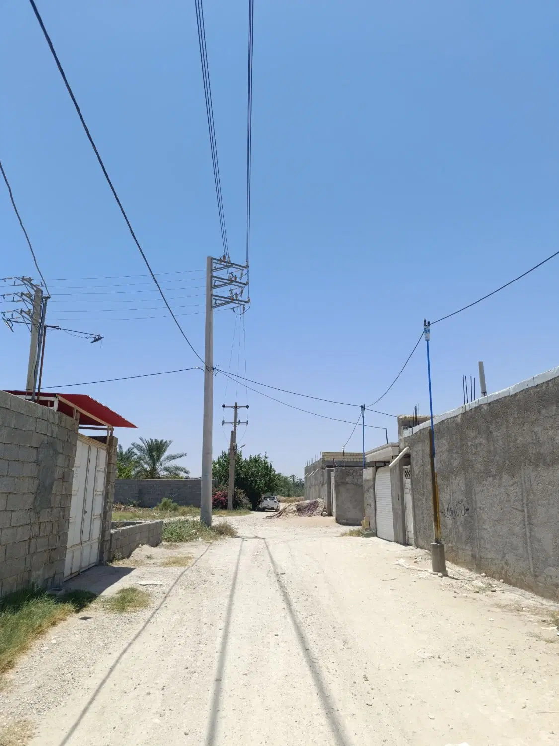 زمین 185 متری رو به شمال خضر