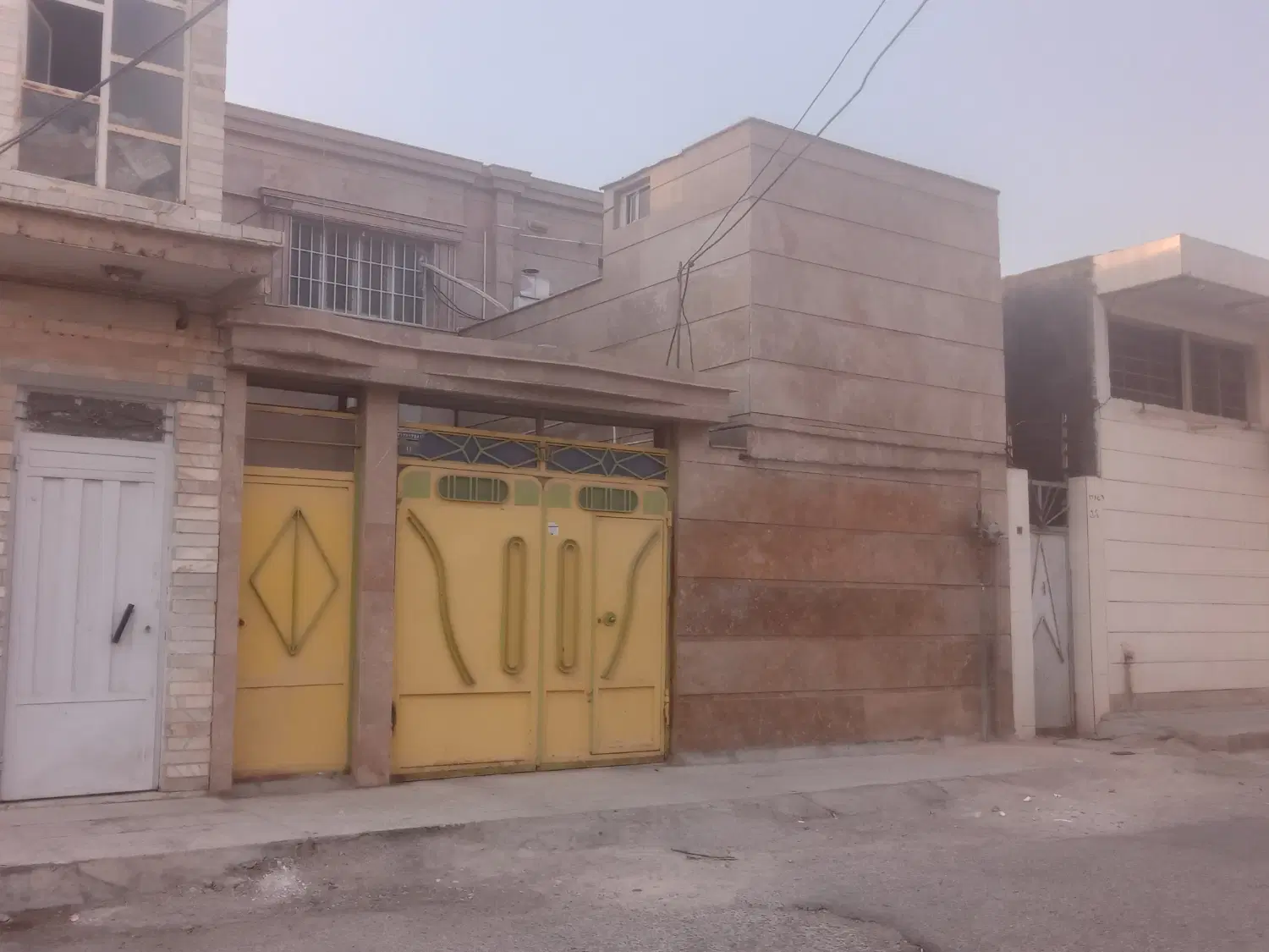 میدان طیب ویلایی دوطبقه اول خیابان