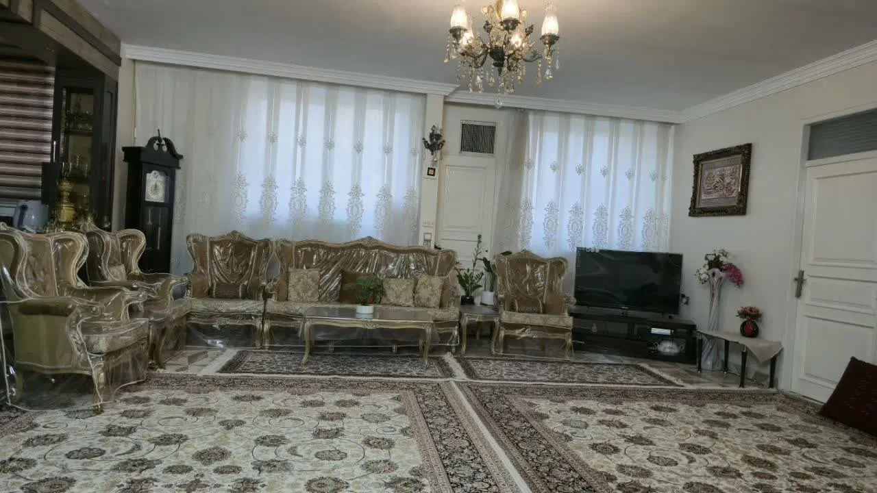 آپارتمان حاشیه دانش آموز