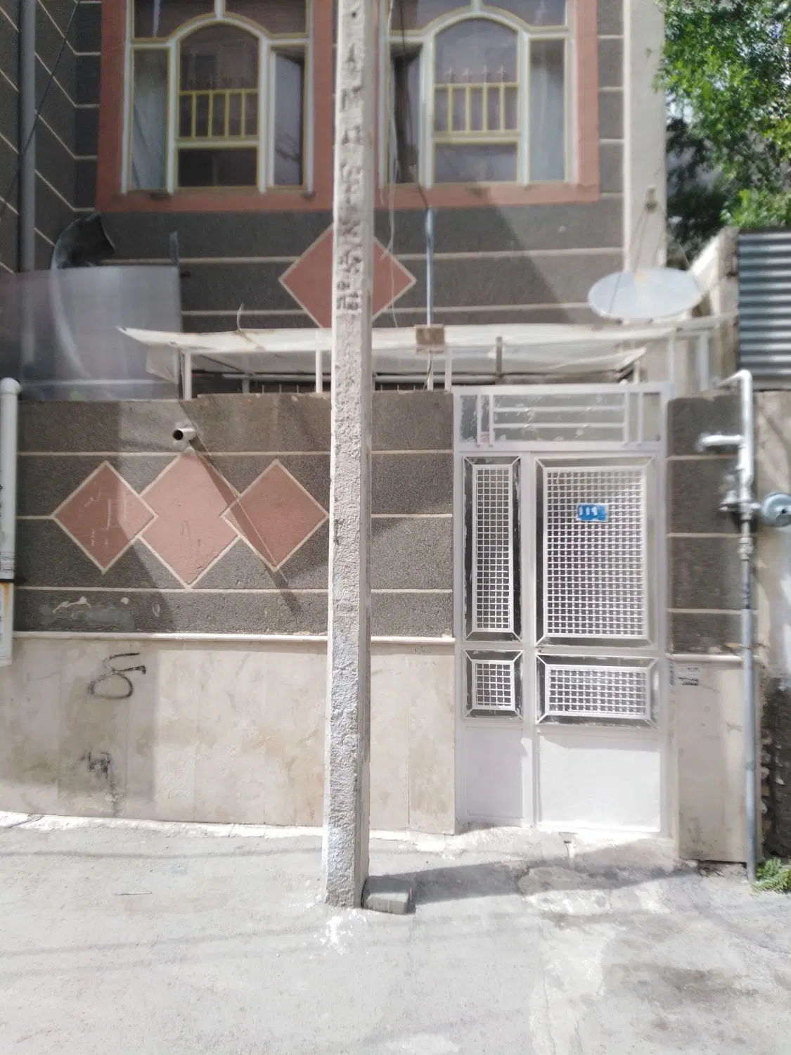 خانه آپارتمانی همکف راه جدا