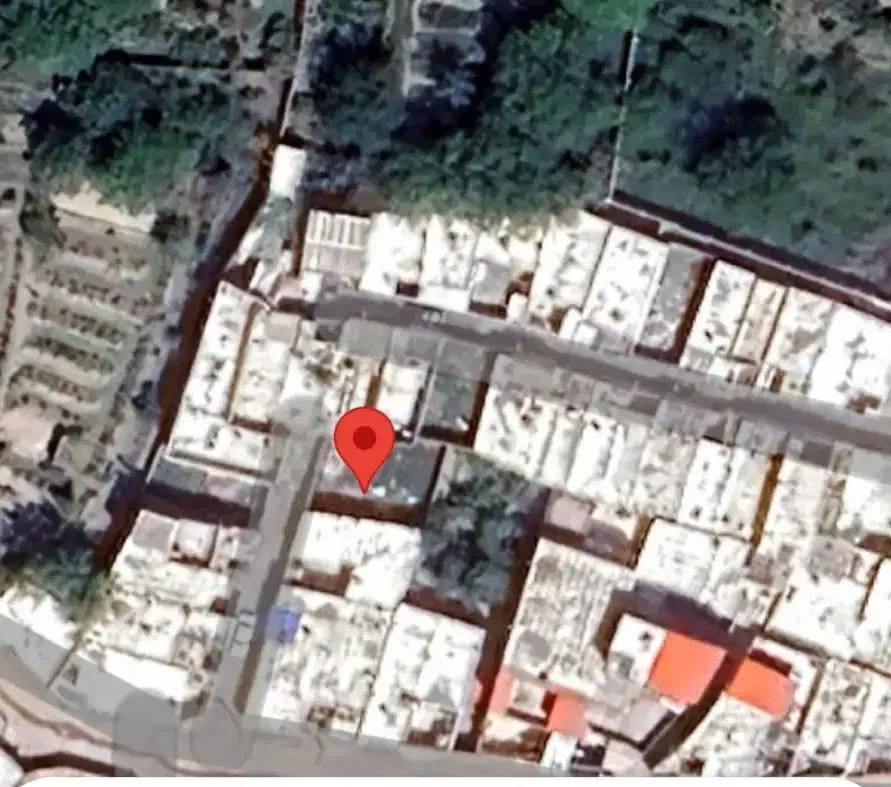 حصار ۱۰۲ متری