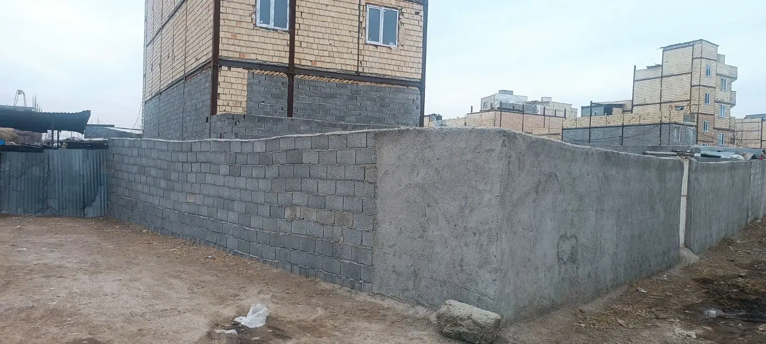 چهار دیواری به متراژ صدوپنجاه متر فروشی