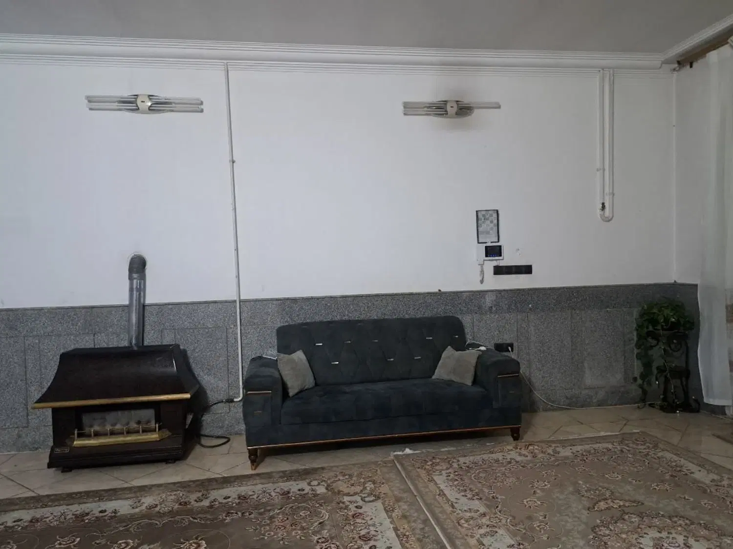 واحد زیر زمین ۱۱۰ متر