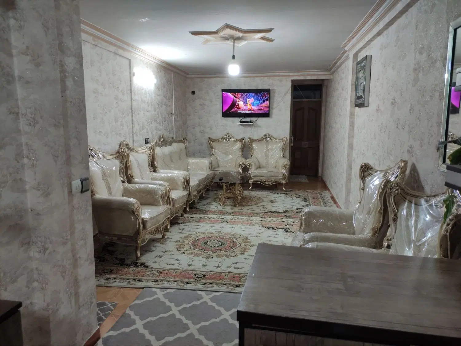 واحد۵۵ متری .آب وبرق تفکیک شده
