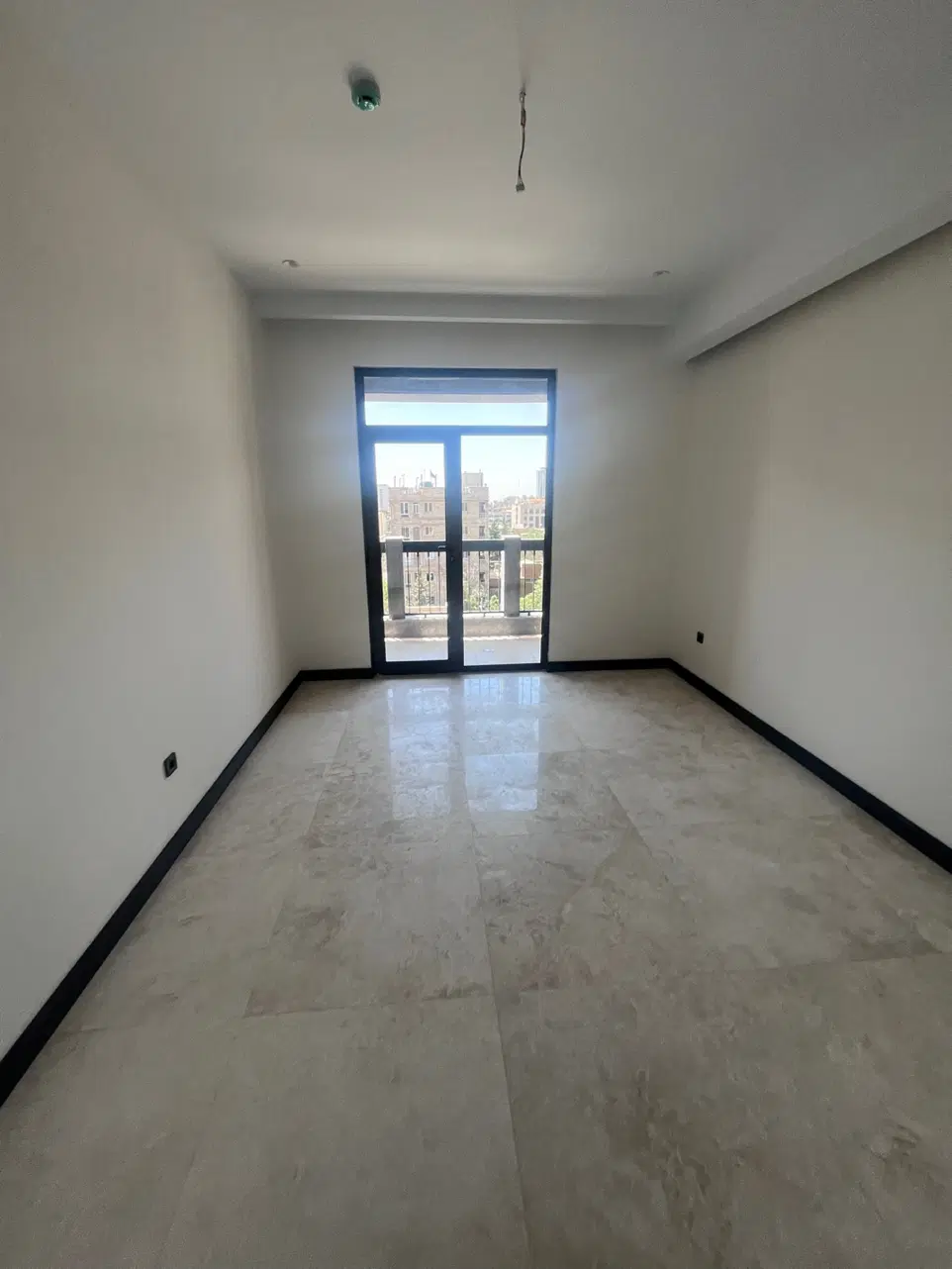 ۹۵متر شریعتی پارک کوروش
