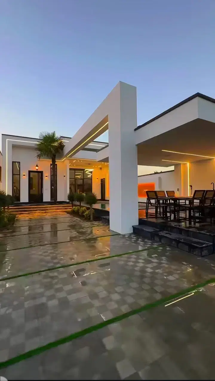 ۲۵۰ متر زمین ۱۴۵متر مساحت ساخت مجموعه ۶ واحدی