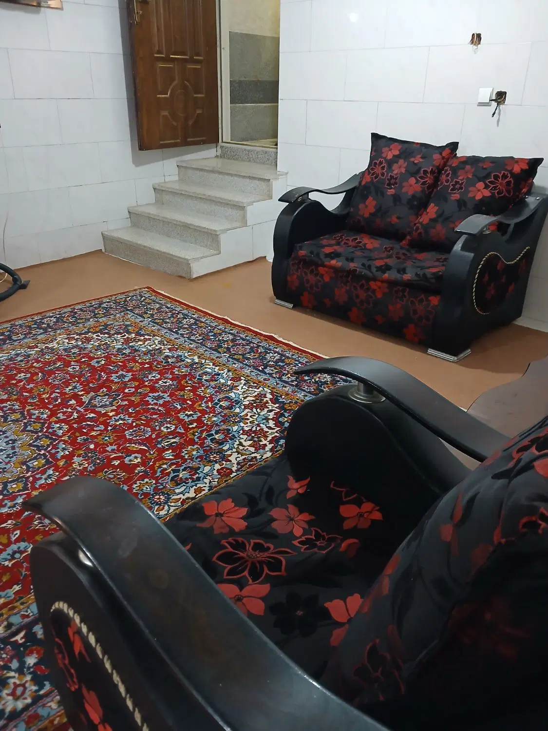 سوئیت مبله نزدیک بیمارستان شهید صدوقی ونمایشگاه