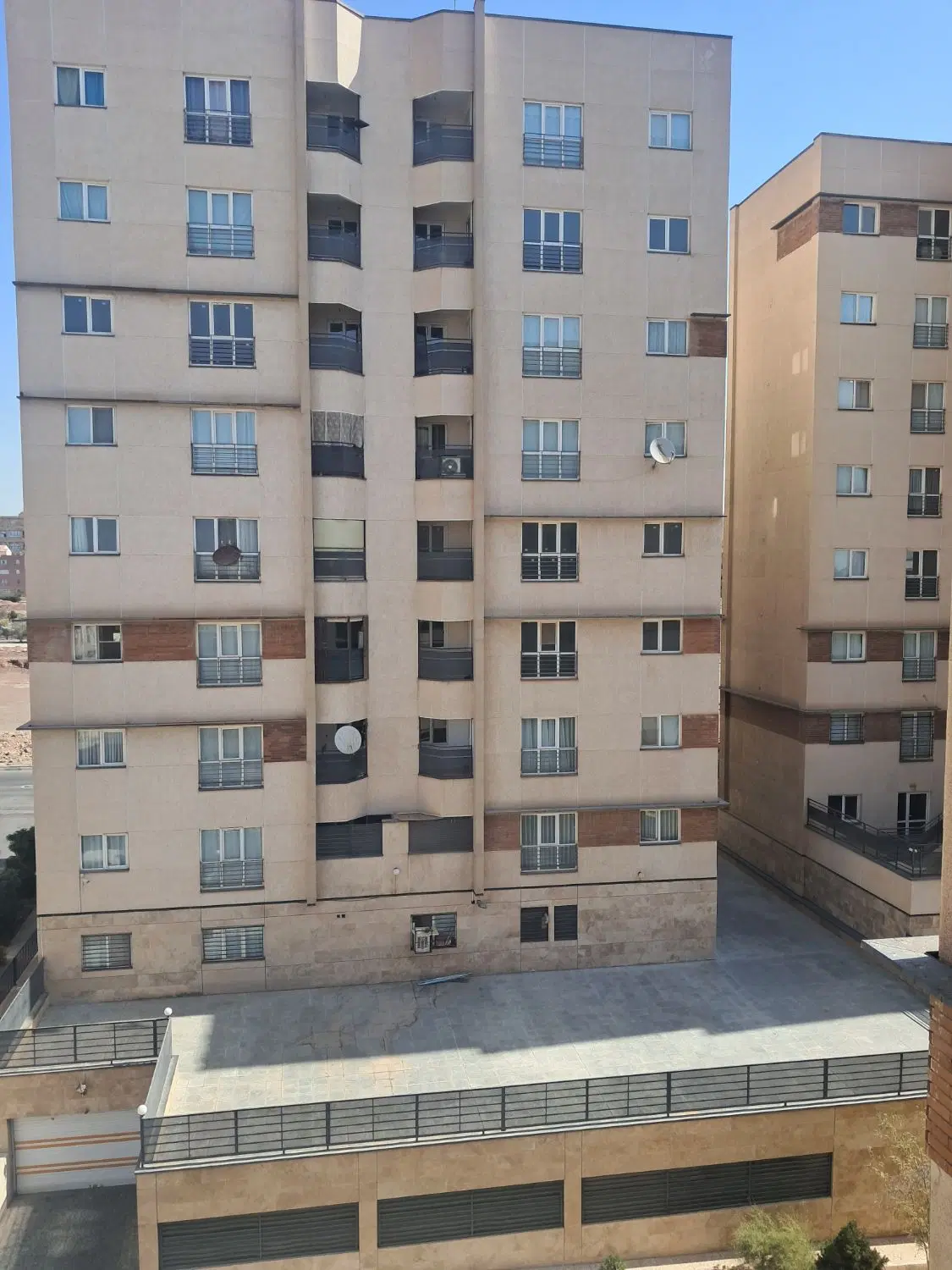فروش آپارتمان 80 متری پروژه ناصرین املاک 77