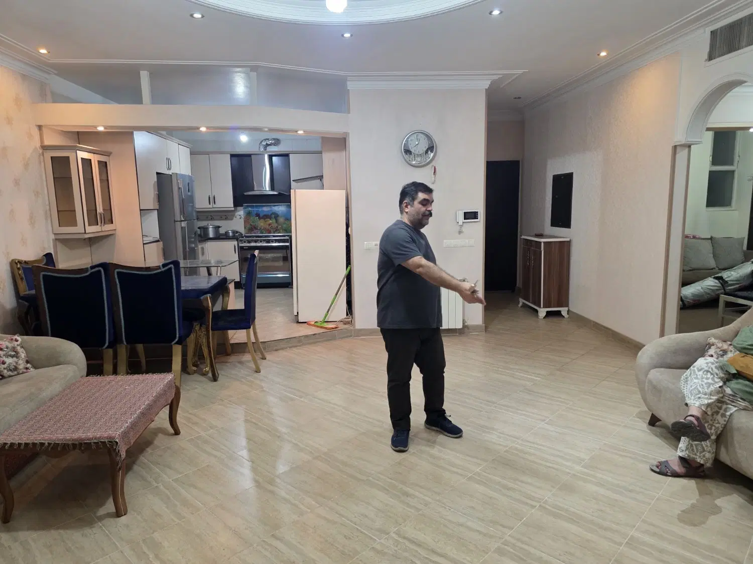 اجاره اپارتمان ۹۷ متری مهرویلا