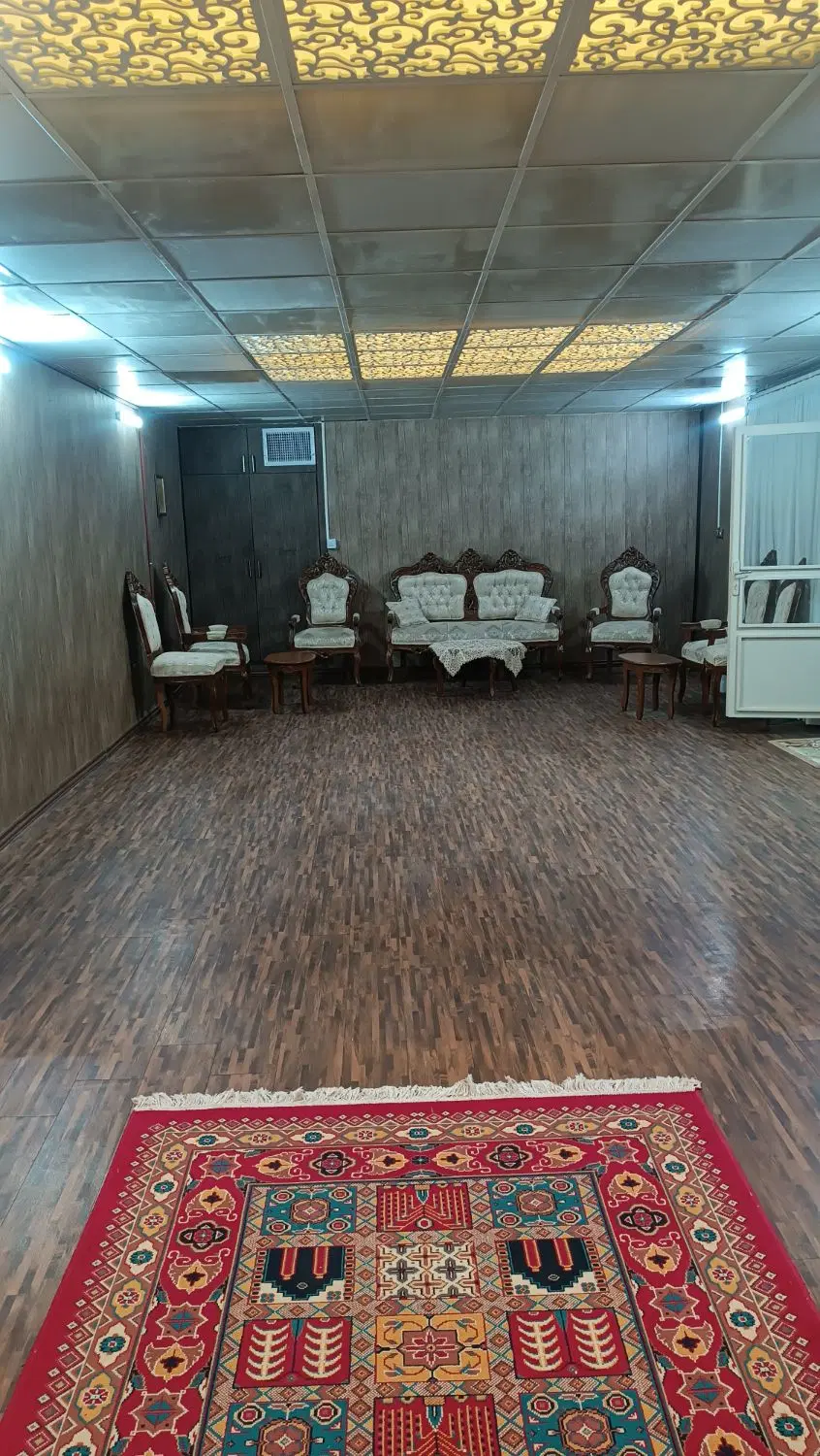 اجاره ۱۰۰ متری ۱ خواب مناسب زوج